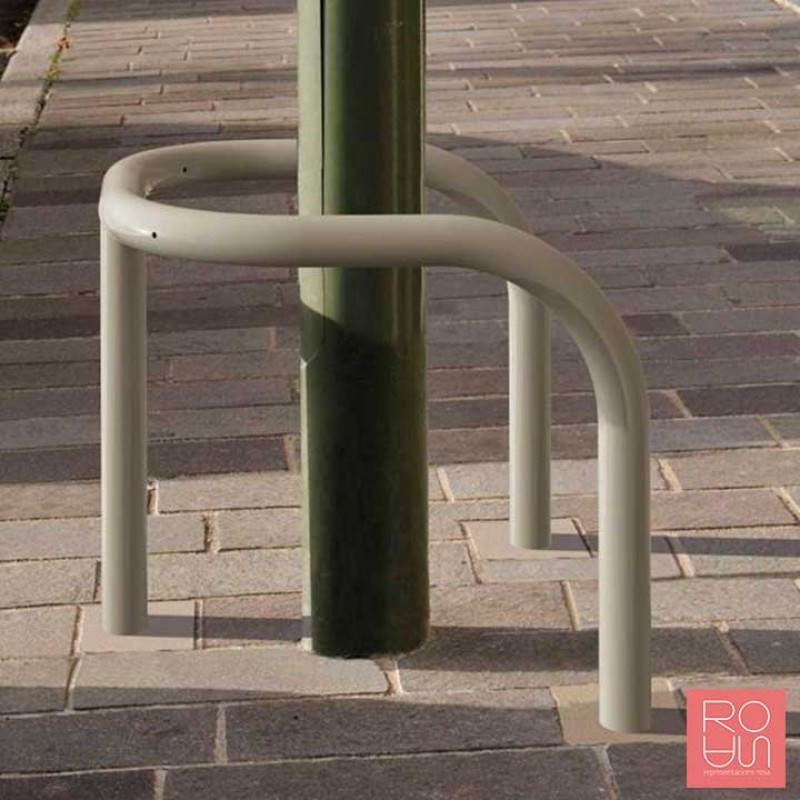 Barana de protecció per fanals o arbres